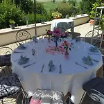 Montismaurelli Bed & Breakfast Montmoreau