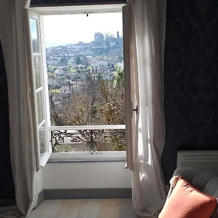 Montismaurelli לינה וארוחת בוקר Montmoreau