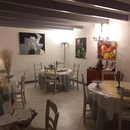 Montismaurelli Bed & Breakfast *