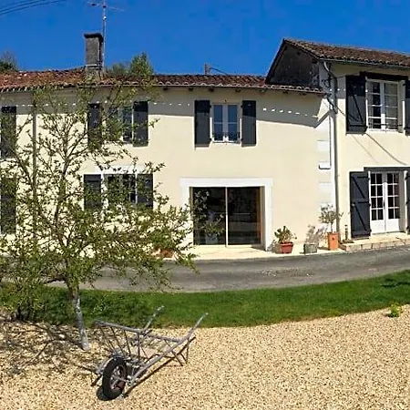 Montismaurelli 3* Montmoreau